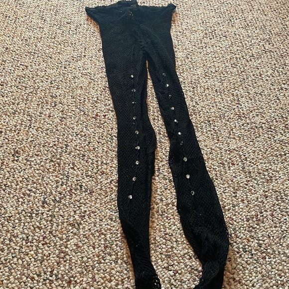Black Fishnet Pantyhose With Back Seam & Rhinestone’s - Picture 2 of 6